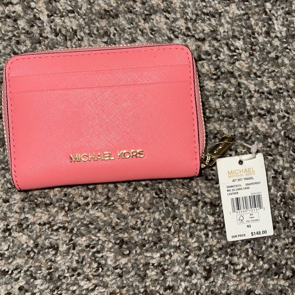 Michael kors back pack and wallet set - Picture 8 of 11